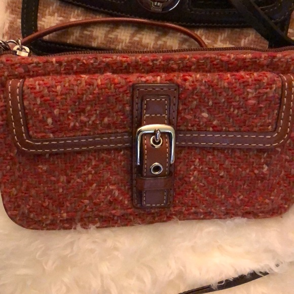 Three COACH WRISTLETS bundle - Picture 2 of 8